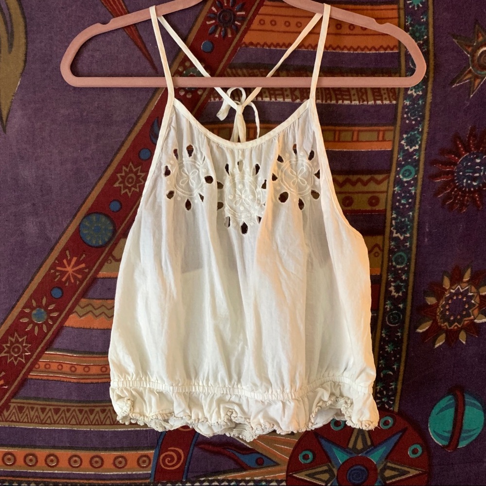 Doily Mid Crop Top